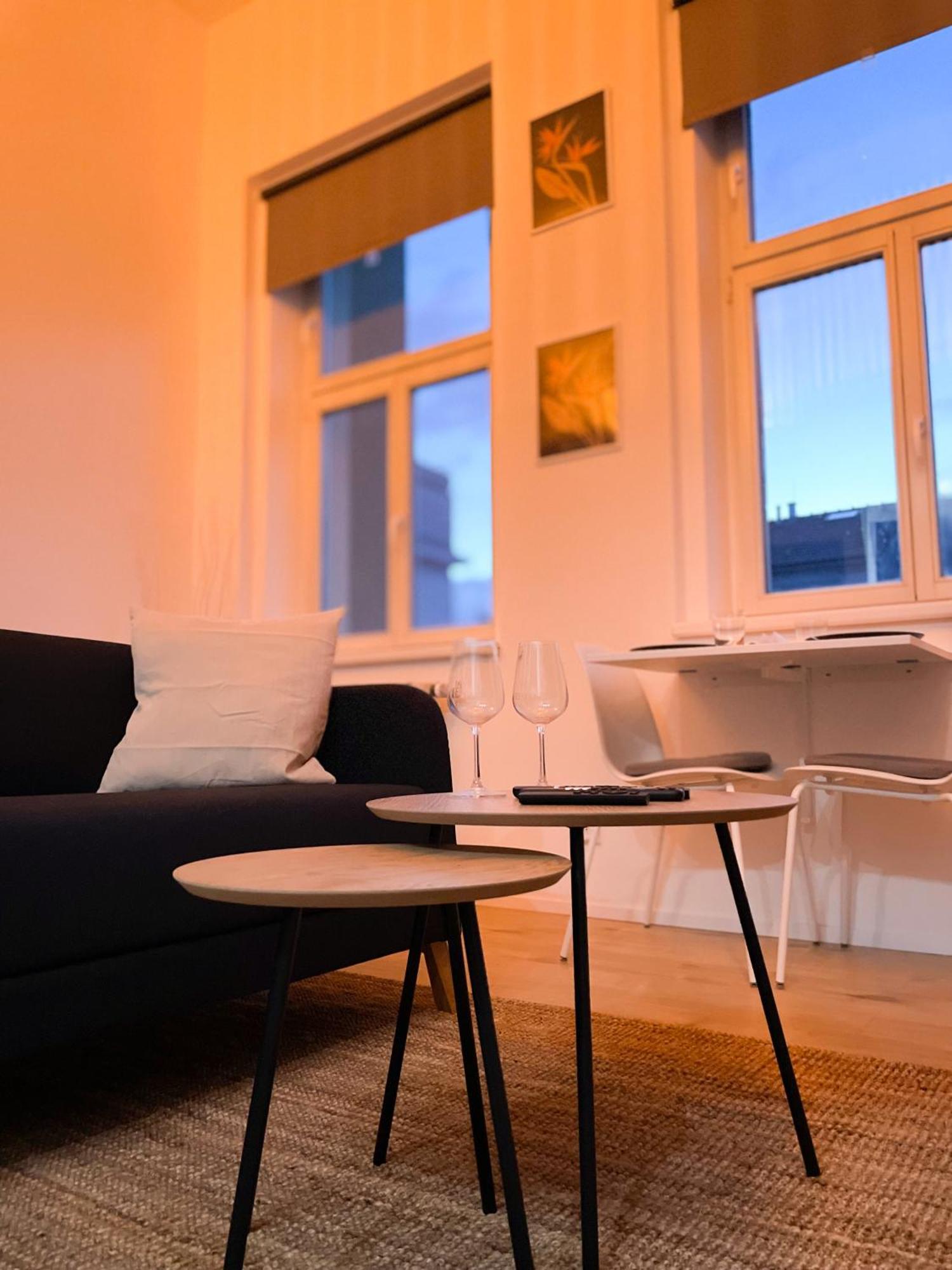 Loft Maniny By Urban Apartments Prague Extérieur photo